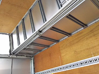 三菱ふそうキャンターアルミウイング小型（2t・3t）[写真14]