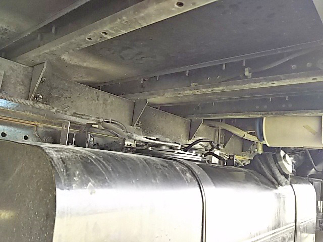 三菱ふそうキャンターアルミウイング小型（2t・3t）[写真17]