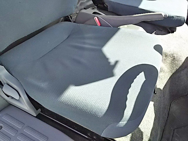 三菱ふそうキャンターアルミウイング小型（2t・3t）[写真27]