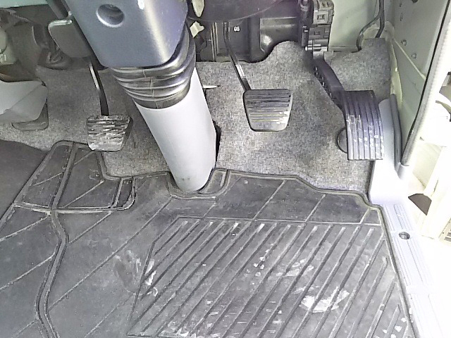 三菱ふそうキャンターアルミウイング小型（2t・3t）[写真40]