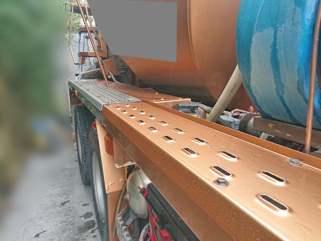 日野プロフィアミキサー車（コンクリートミキサー）大型（10t）[写真10]