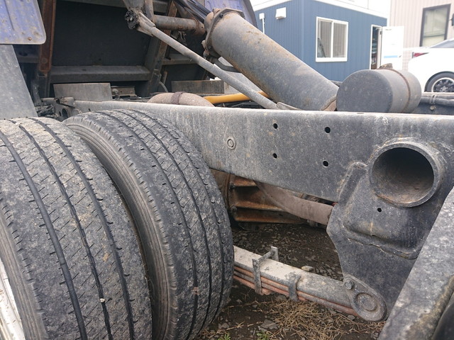 三菱ふそうキャンターダンプ小型（2t・3t）[写真13]