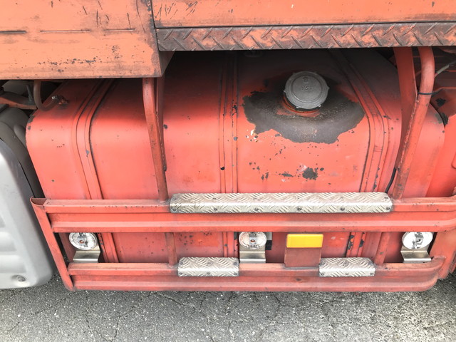 日野プロフィアトレーラーヘッド（トラクターヘッド）大型（10t）[写真17]