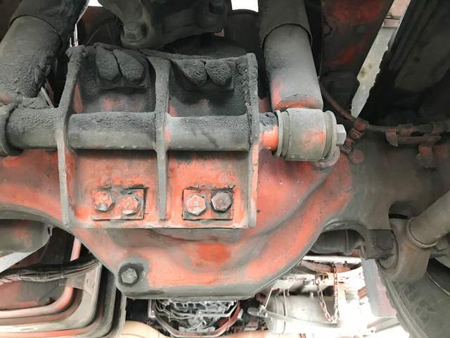 日野プロフィアトレーラーヘッド（トラクターヘッド）大型（10t）[写真19]