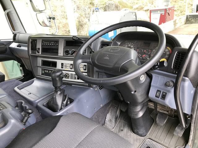 日野プロフィアトレーラーヘッド（トラクターヘッド）大型（10t）[写真34]