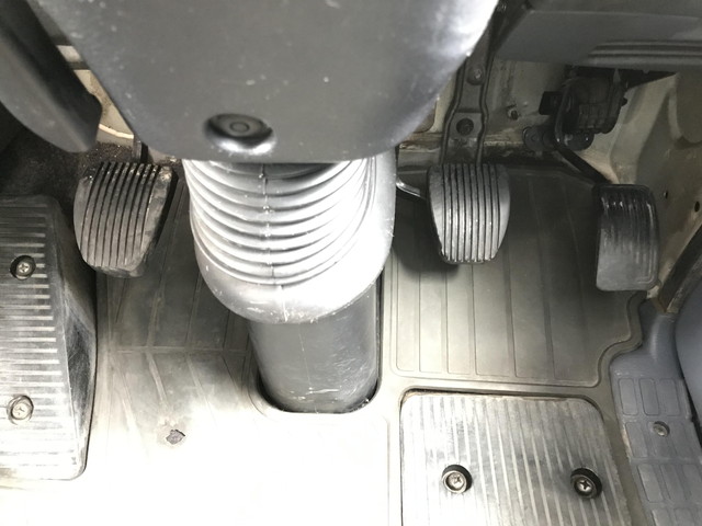 日野プロフィアトレーラーヘッド（トラクターヘッド）大型（10t）[写真39]