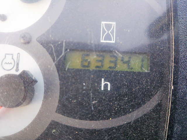 コマツユンボ（バックホー）[写真32]