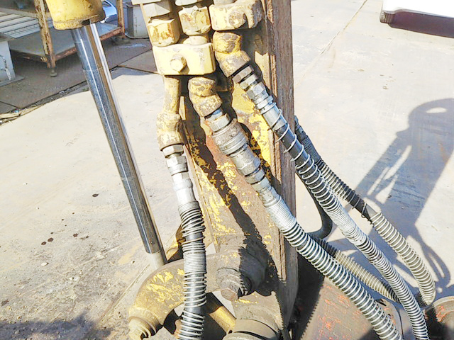 コマツユンボ（バックホー）[写真05]