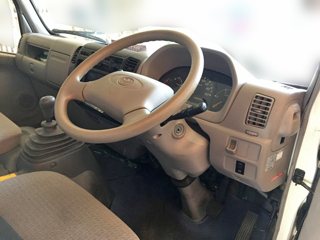 トヨタダイナ平ボディ小型（2t・3t）[写真31]