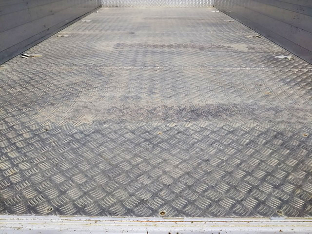 日野デュトロアルミブロック小型（2t・3t）[写真14]