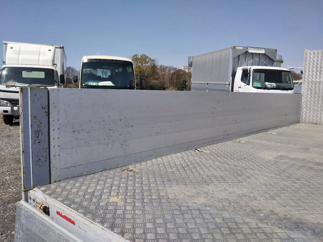 日野デュトロアルミブロック小型（2t・3t）[写真15]