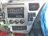 UDトラックスコンドルアルミブロック中型（4t）[写真18]