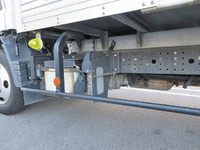 三菱ふそうキャンターアルミバン小型（2t・3t）[写真17]