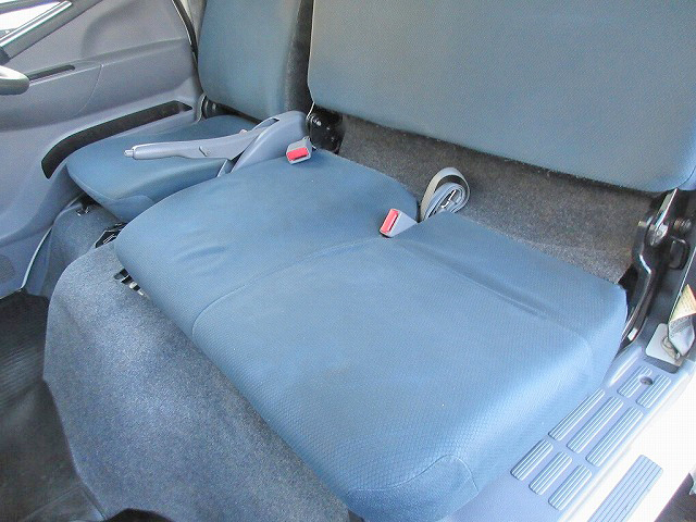 三菱ふそうキャンターアルミバン小型（2t・3t）[写真36]