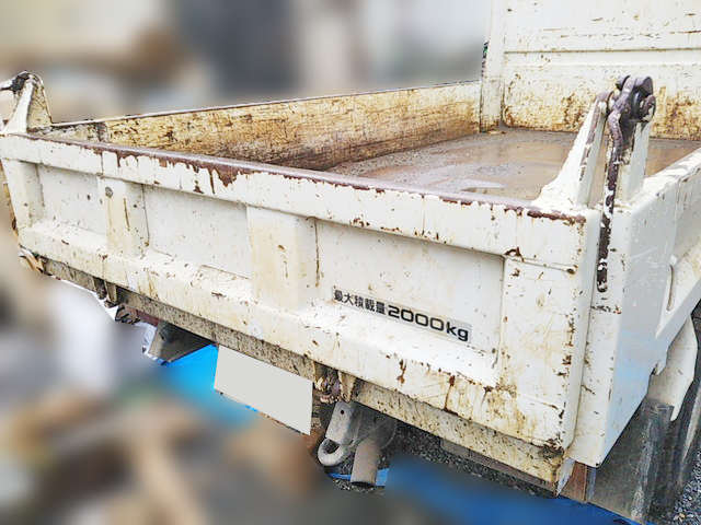 いすゞエルフダンプ小型（2t・3t）[写真04]