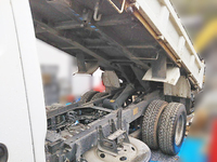 いすゞエルフダンプ小型（2t・3t）[写真07]