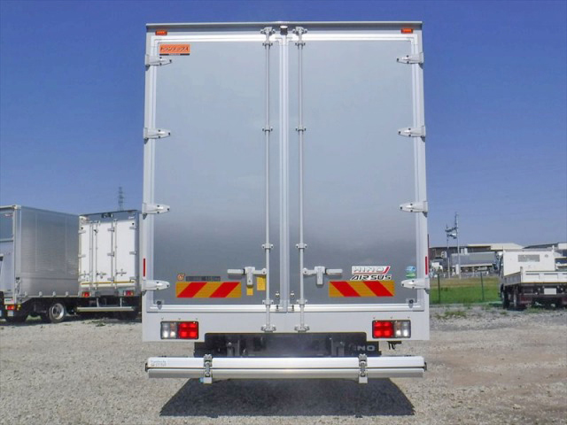 日野レンジャーアルミウイング中型（4t）[写真10]