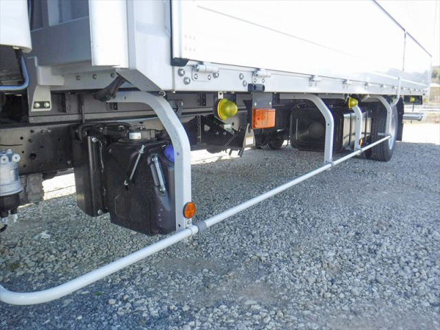 日野レンジャーアルミウイング中型（4t）[写真17]