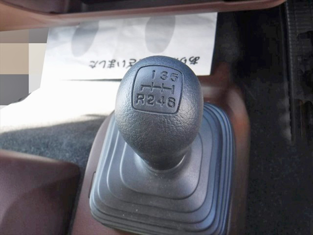 日野レンジャーアルミウイング中型（4t）[写真28]