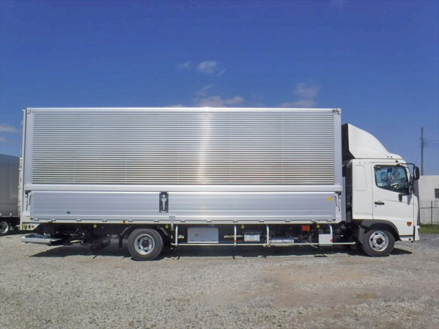 日野レンジャーアルミウイング中型（4t）[写真06]