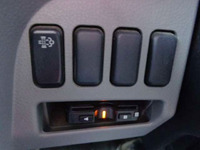 三菱ふそうキャンター平ボディ小型（2t・3t）[写真18]