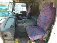 いすゞギガアルミブロック大型（10t）[写真26]