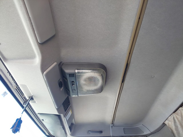 いすゞギガアルミブロック大型（10t）[写真28]