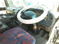 いすゞギガアルミブロック大型（10t）[写真30]