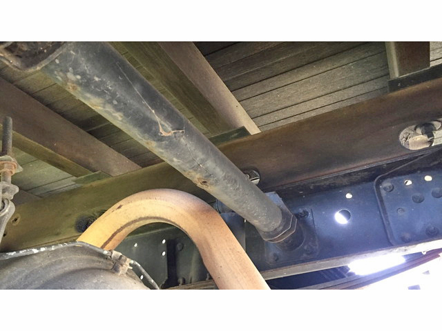 三菱ふそうキャンタークレーン3段小型（2t・3t）[写真19]