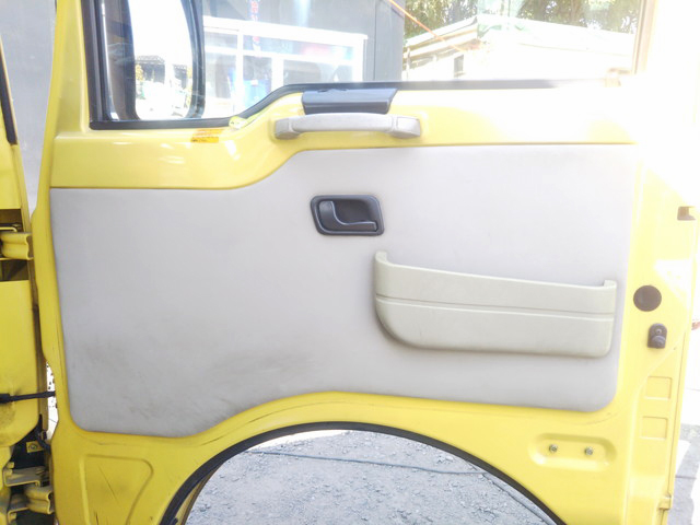 三菱ふそうローザ園児バス[写真11]