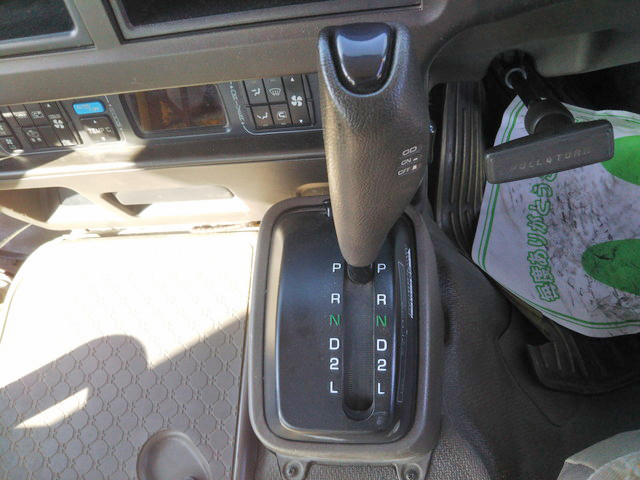 三菱ふそうローザ園児バス[写真16]