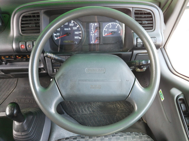 日産アトラスアルミバン小型（2t・3t）[写真37]