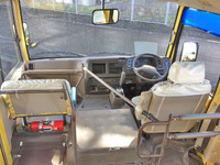 三菱ふそうローザ園児バス[写真11]