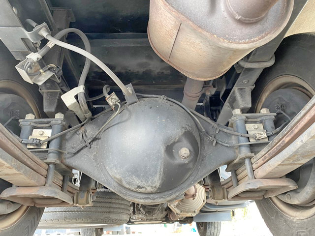 いすゞエルフ冷凍車（冷蔵車）小型（2t・3t）[写真17]