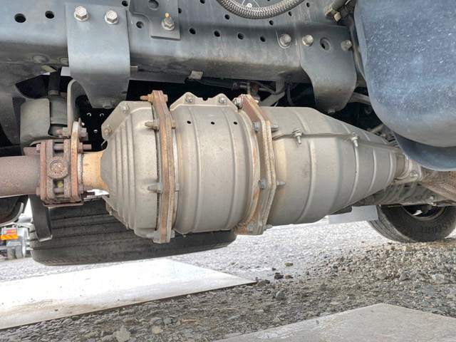 いすゞエルフ冷凍車（冷蔵車）小型（2t・3t）[写真19]