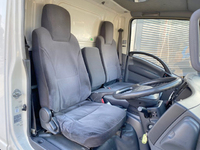 いすゞエルフ冷凍車（冷蔵車）小型（2t・3t）[写真31]