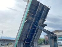 日野プロフィアダンプ大型（10t）[写真16]