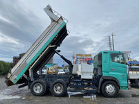 日野プロフィアダンプ大型（10t）[写真08]