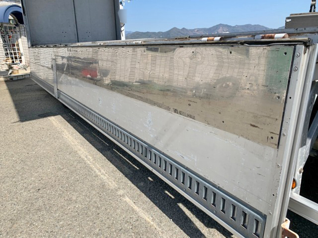 日野レンジャーアルミウイング中型（4t）[写真17]