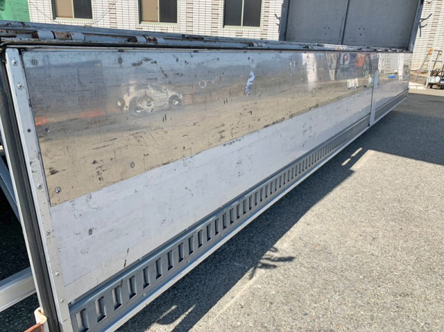 日野レンジャーアルミウイング中型（4t）[写真18]