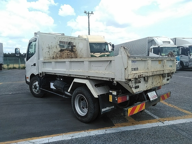 日野デュトロローダーダンプ小型（2t・3t）[写真04]