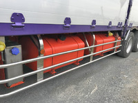 三菱ふそうスーパーグレートアルミウイング大型（10t）[写真14]