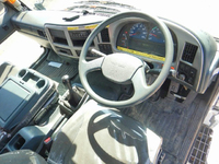 UDトラックスコンドルクレーン5段中型（4t）[写真24]