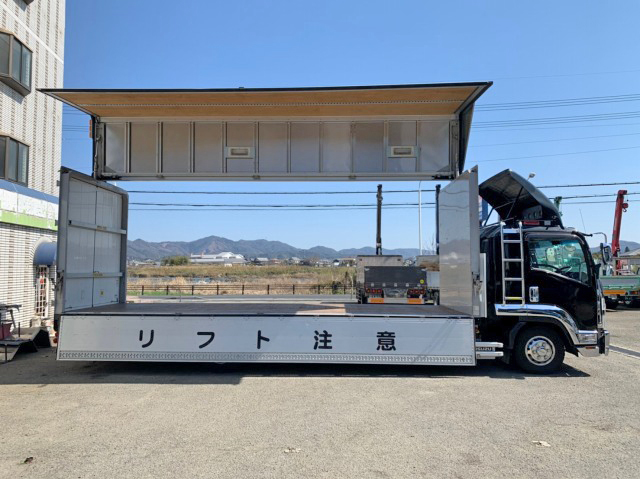 いすゞフォワードアルミウイング小型（2t・3t）[写真12]