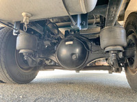 いすゞフォワードアルミウイング小型（2t・3t）[写真23]