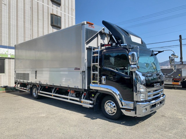 いすゞフォワードアルミウイング小型（2t・3t）[写真04]