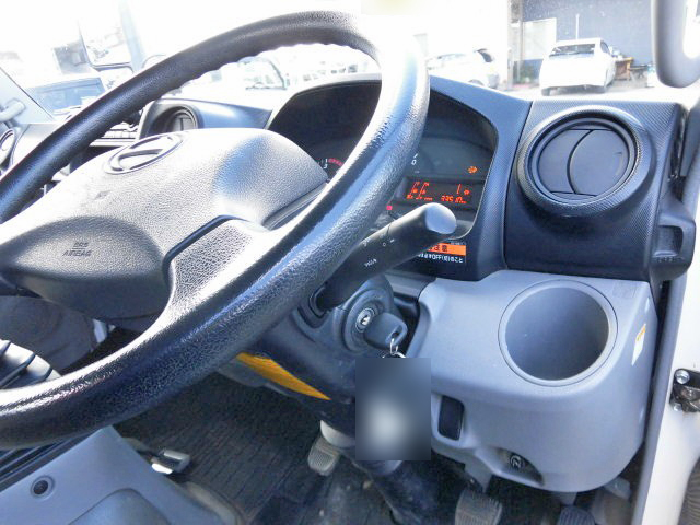 日野デュトロクレーン3段小型（2t・3t）[写真29]