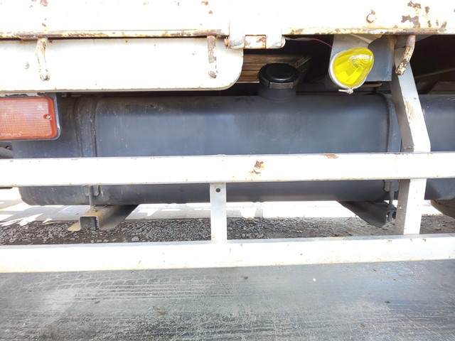 三菱ふそうファイターユニック3段増トン（6t・8t）[写真23]