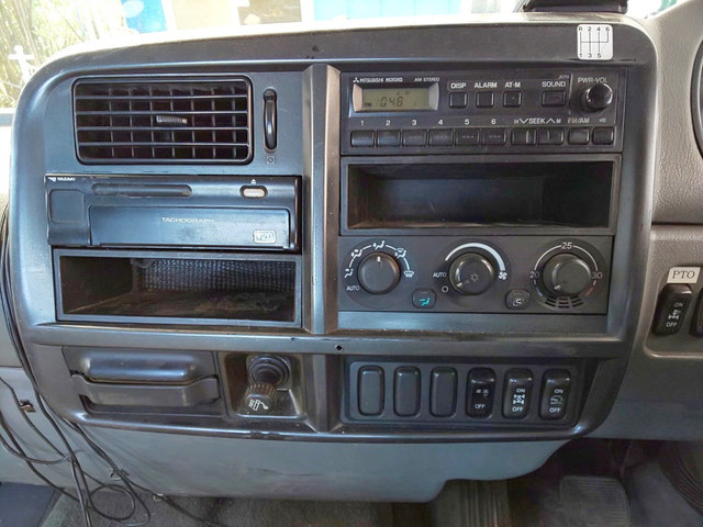 三菱ふそうファイターユニック3段増トン（6t・8t）[写真37]