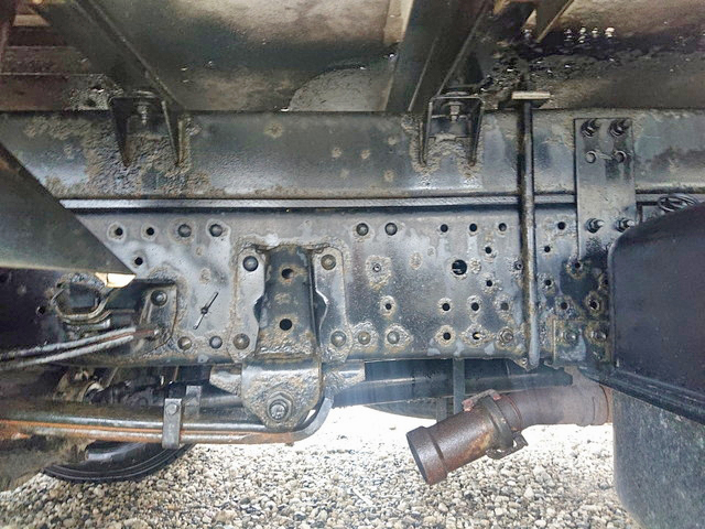 いすゞエルフ冷凍車（冷蔵車）小型（2t・3t）[写真15]